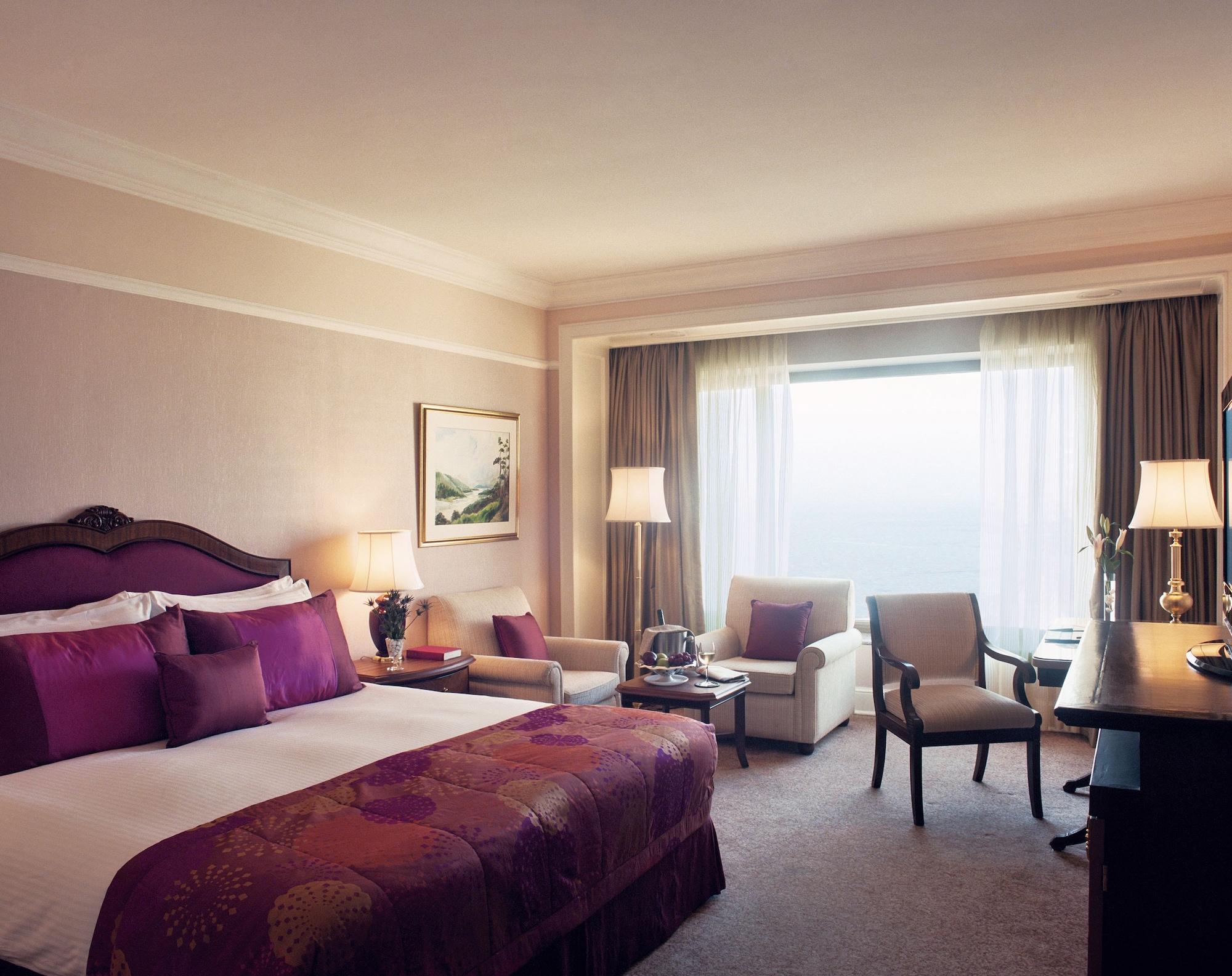 מלון מומביי Taj Lands End מראה חיצוני תמונה A room at the hotel