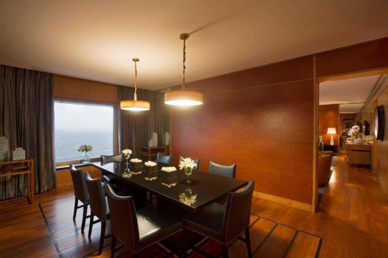 מלון מומביי Taj Lands End מראה חיצוני תמונה A suite at the hotel