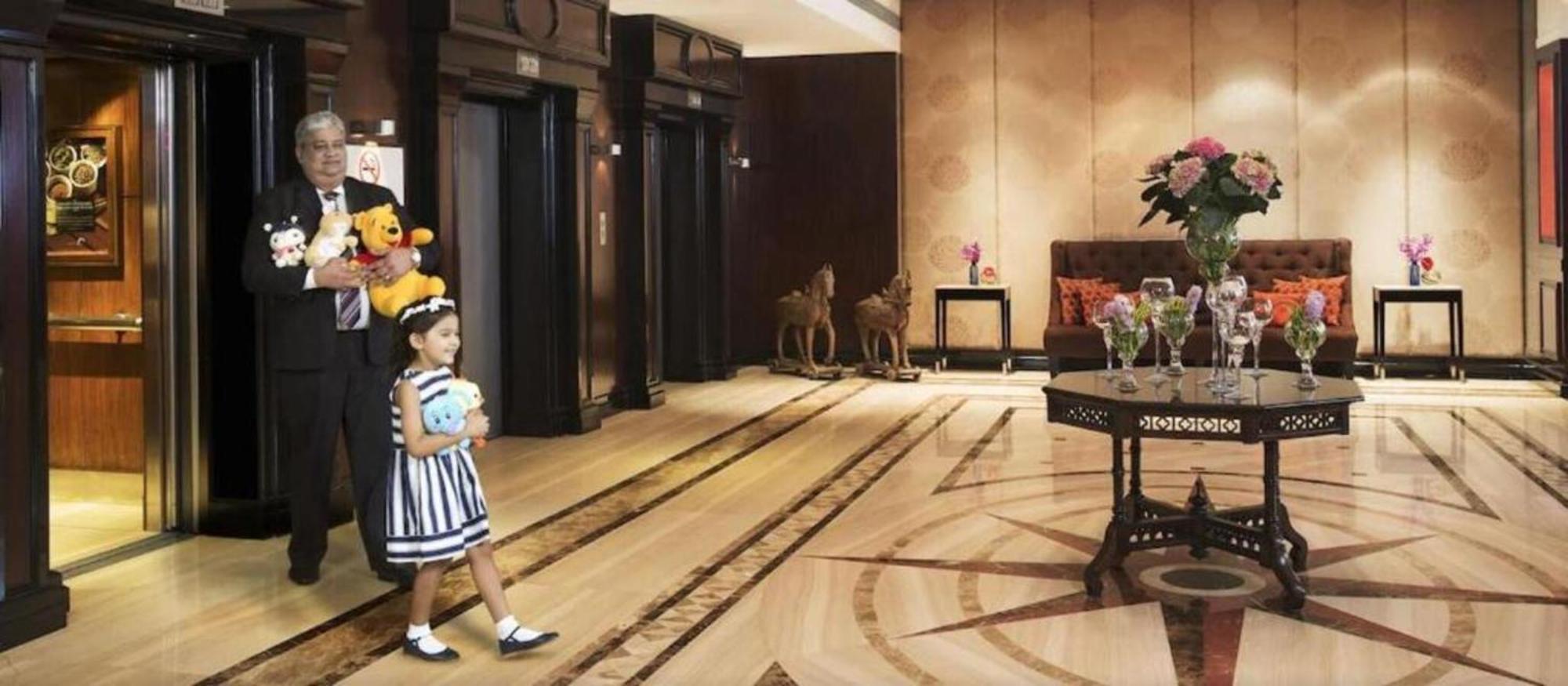 מלון מומביי Taj Lands End מראה חיצוני תמונה Lobby