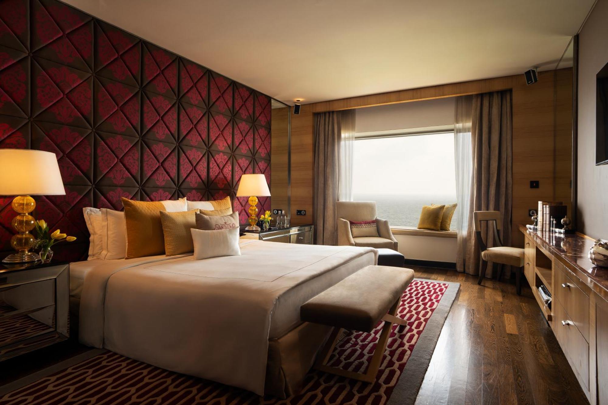 מלון מומביי Taj Lands End מראה חיצוני תמונה A bedroom at The Oberoi Mumbai