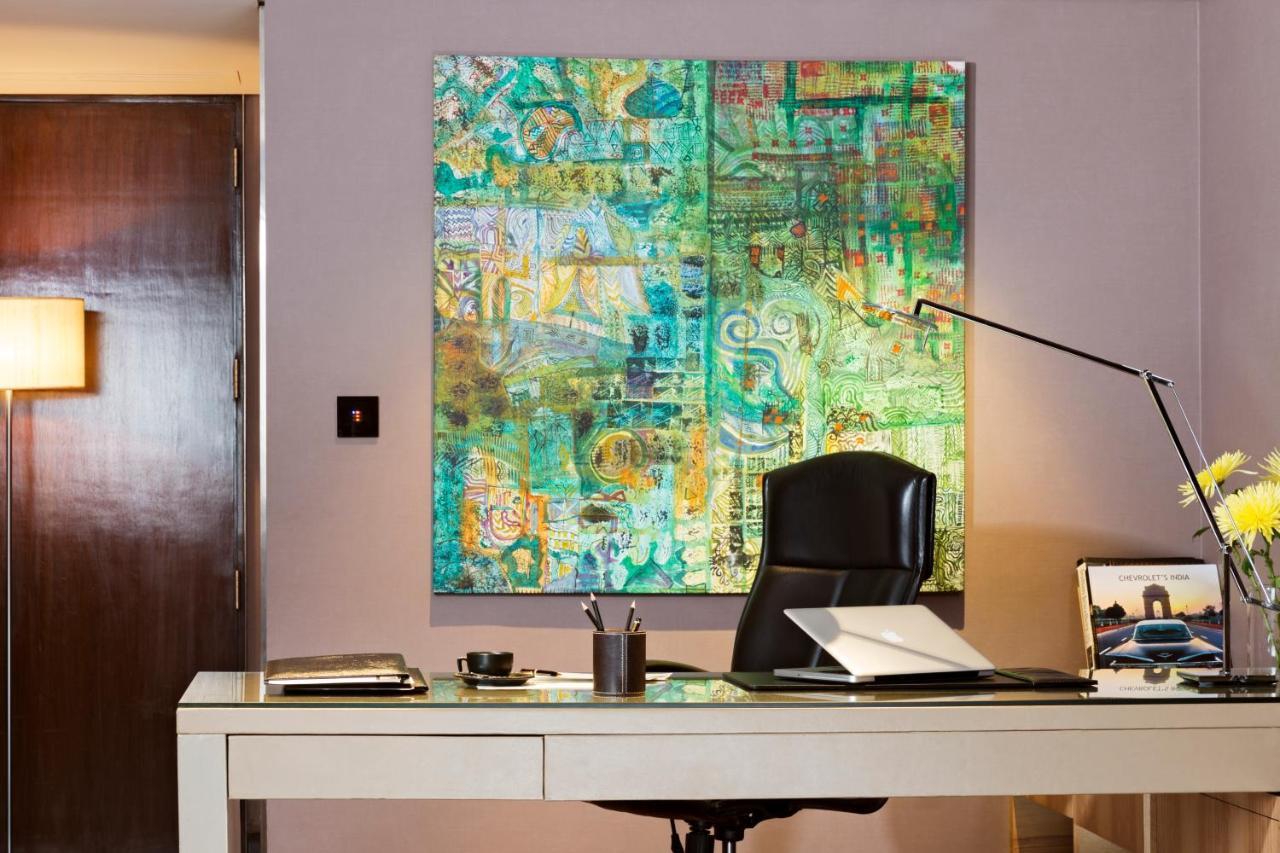 מלון מומביי Taj Lands End מראה חיצוני תמונה A painting by the artist